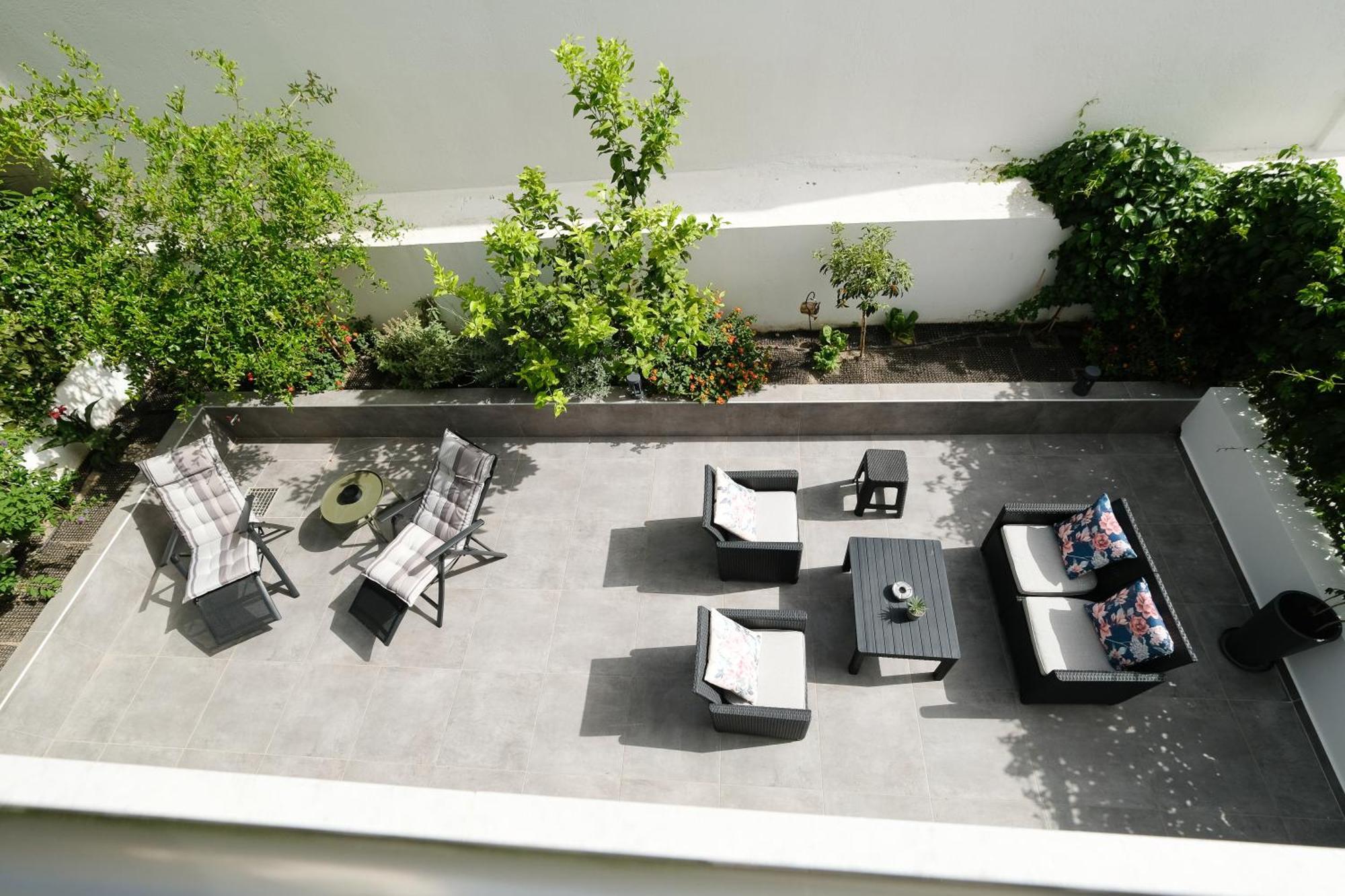 Rhodes Retreat: Modern Comfort In Serene Luxury Родос Экстерьер фото