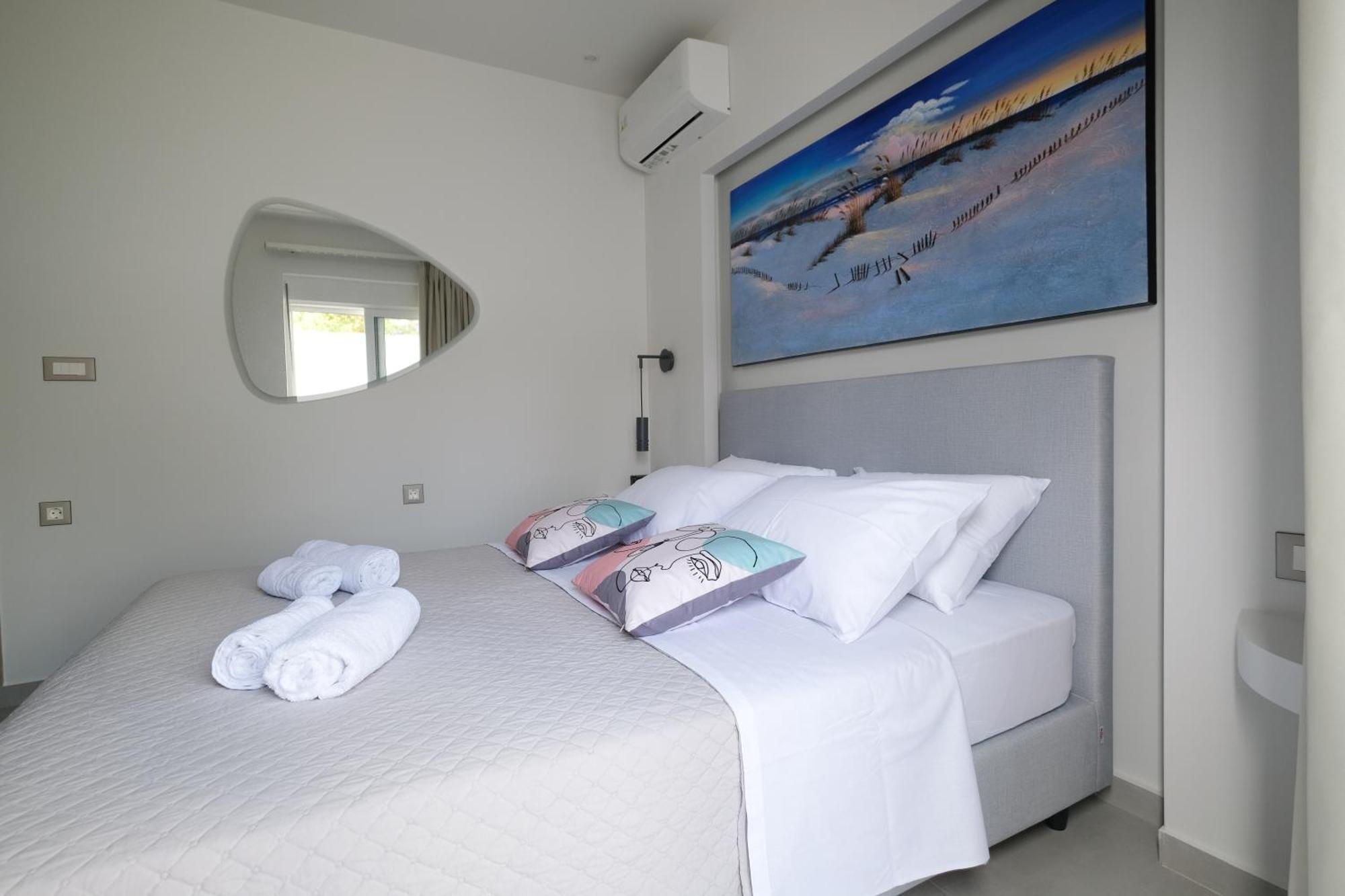 Rhodes Retreat: Modern Comfort In Serene Luxury Родос Экстерьер фото